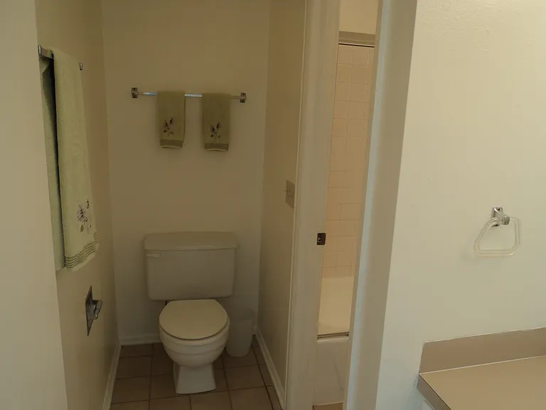 1610 Westbridge Dr #18 — Photo 7