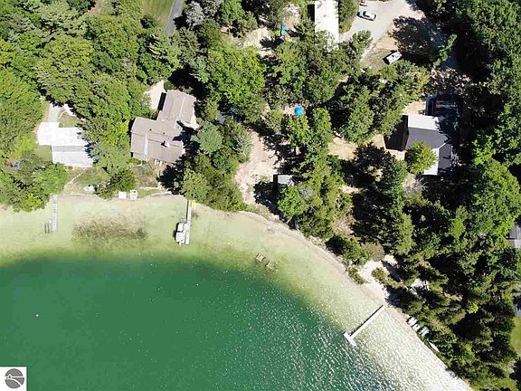5th image of 12510 SW Bay Shore Dr