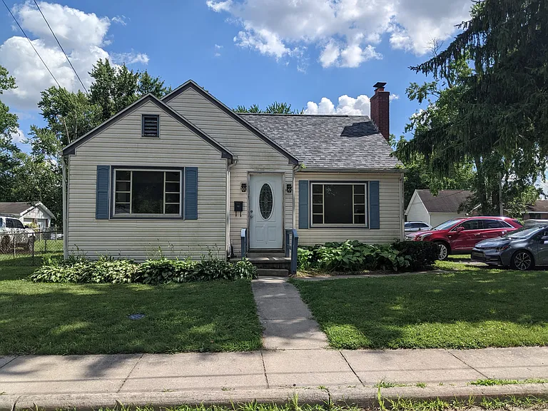 727 South St — Photo 1