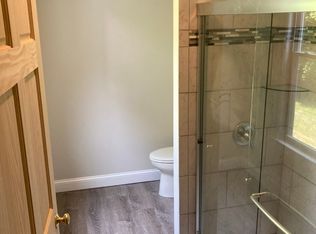 115A Northampton Rd #A, Amherst, MA 01002