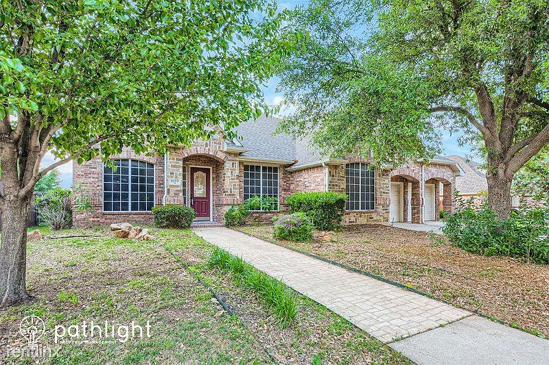 1st image of 4203 Wildbriar Ln