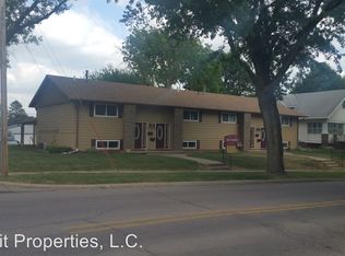 2304 S Saint Aubin St, Sioux City, IA 51106