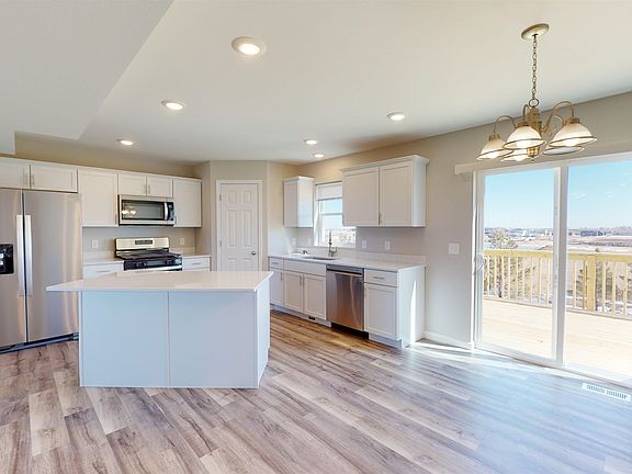 3rd image of 2609 Granite Dr