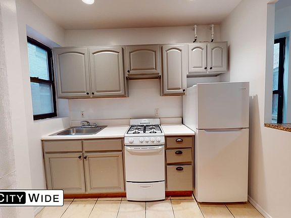 2nd image of 439 W 51st St #4E