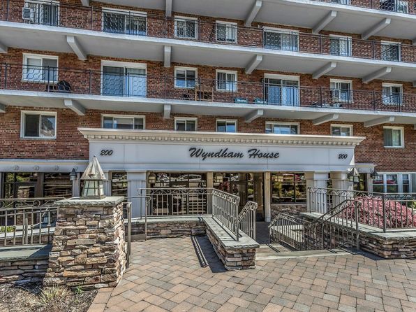 200 Atlantic Avenue #223, Lynbrook, NY 11563
