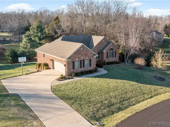 710 Country Club Estates Drive SE, Corydon, IN 47112