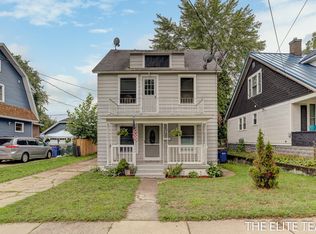 1110 Courtney St NW, Grand Rapids, MI 49504