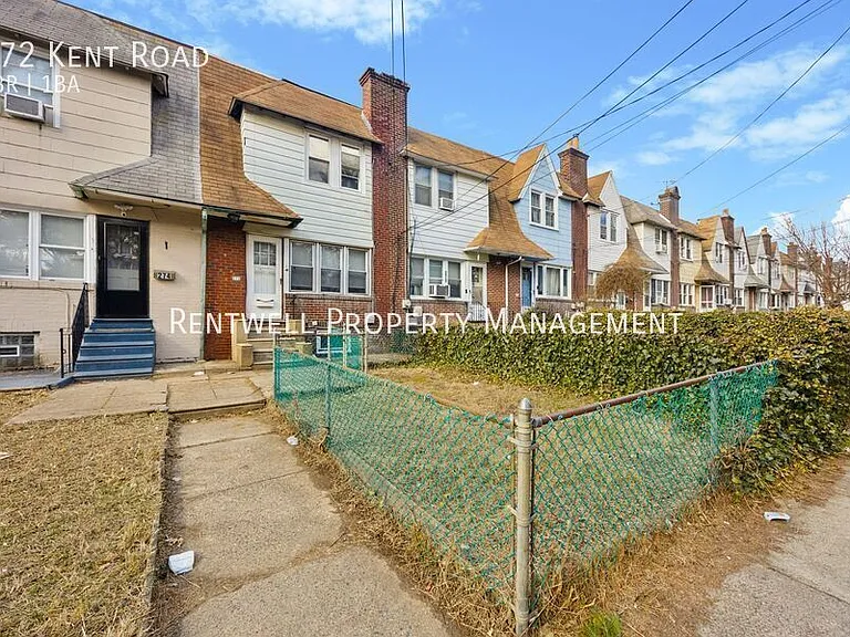 272 Kent Rd — Photo 2