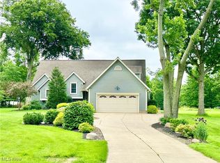 901 Beachler Rd, Tallmadge, OH 44278