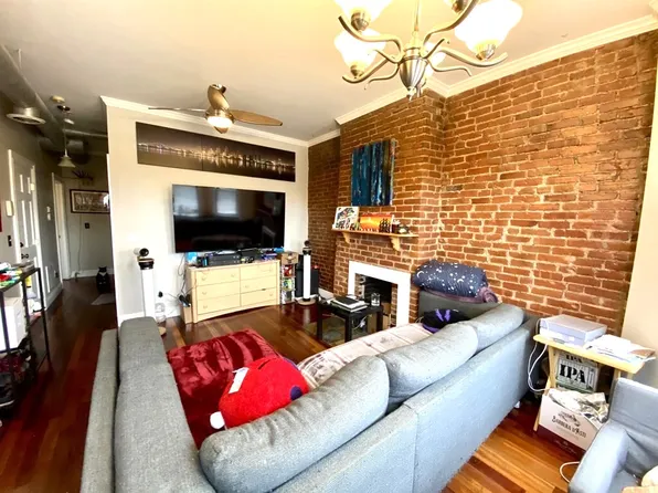 195 Cambridge St, Allston, MA