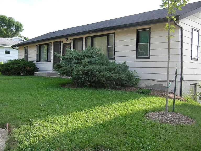 1504 Eder Ln #4 — Photo 10