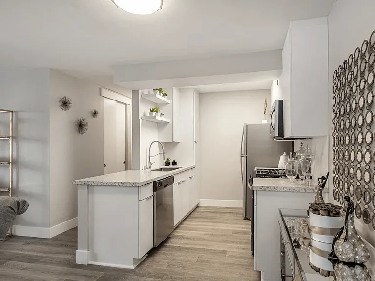 Apartments in Hollywood
