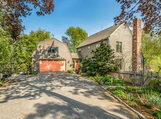 60 Cloutmans Ln, Marblehead, MA 01945