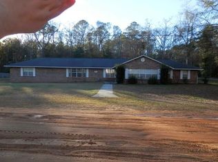 2331 Westwood Dr, Alford, FL 32420