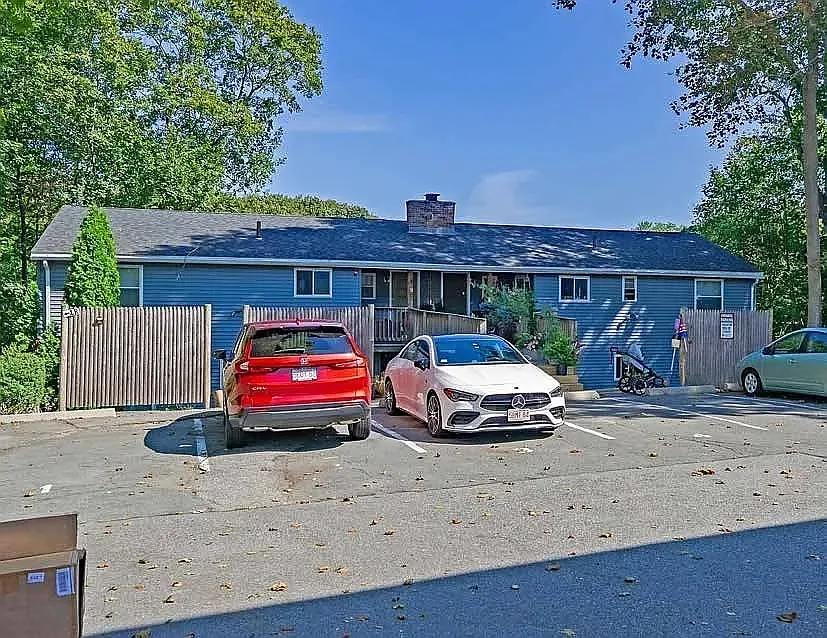 40 Stone St #5R
