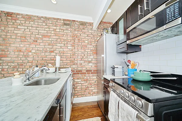 Rented by Living New York | media 8