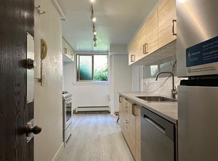 Studio Bedroom - Available near VGH (Vancouver), Vancouver, BC V6H 2N1