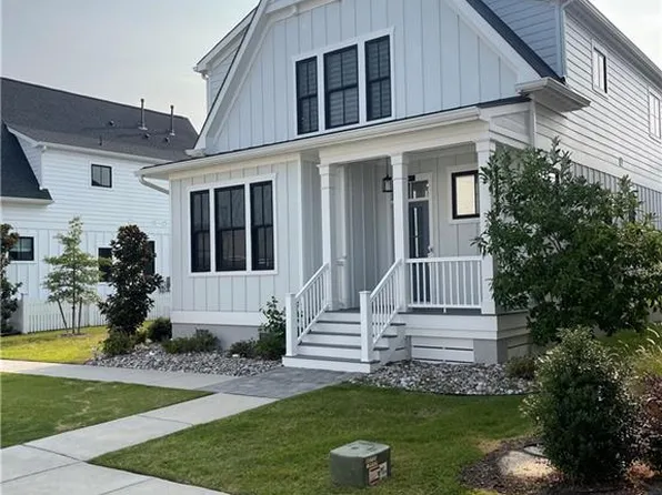 9529 Marina Dr, Norfolk, VA 23518
