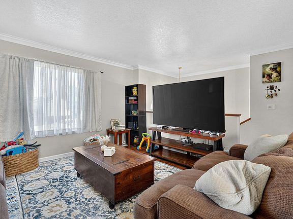 4th image of 287 Joel St