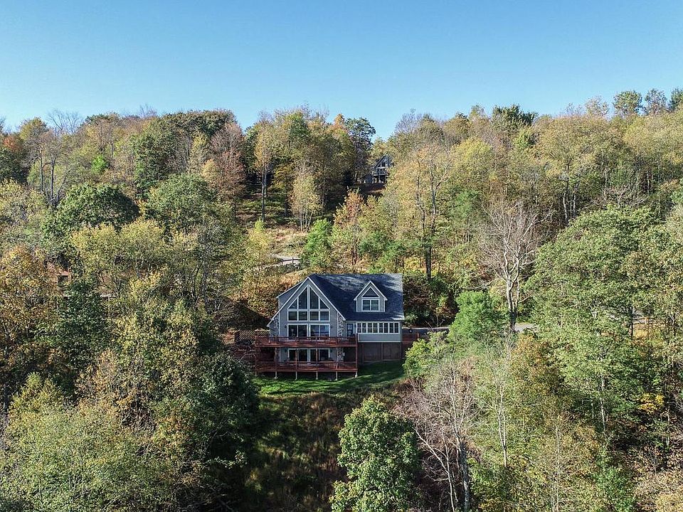 1st image of 340 Grandview Dr