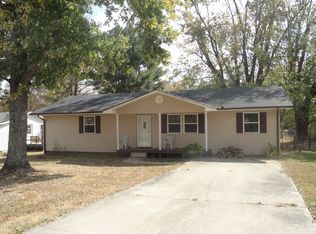 54 East Ln, Crossville, TN 38555