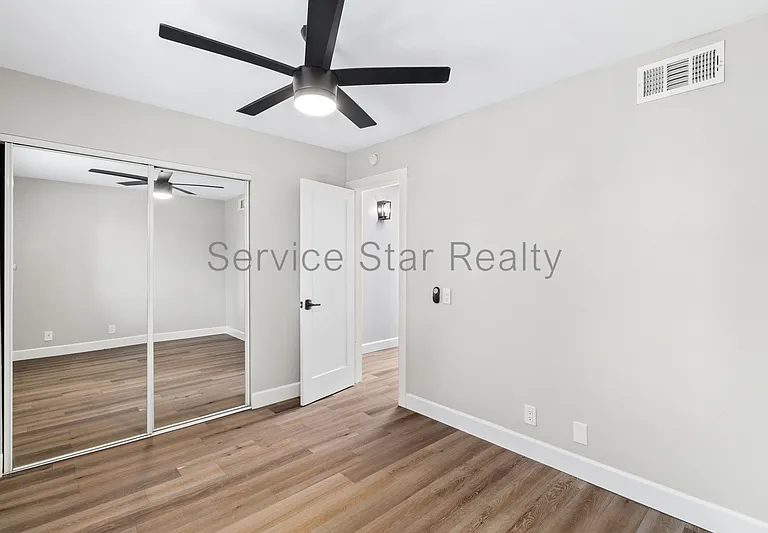 3501 N 64th St #26 — Photo 16