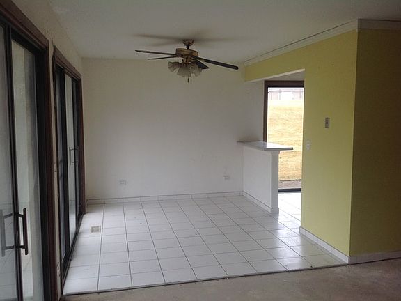 5th image of 1305 Bamburg Ct Unit A