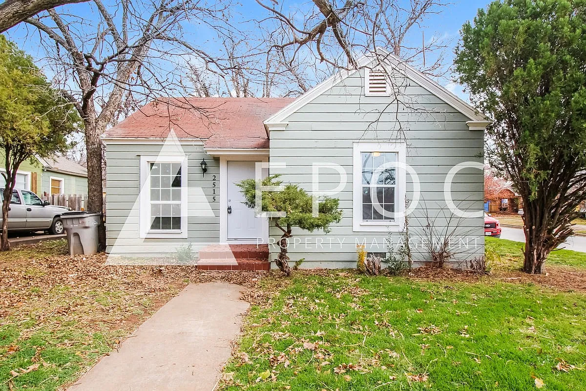 2515 Bridwell St — Photo 1