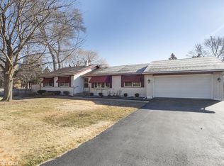 38159 N Russell Ave, Beach Park, IL 60087