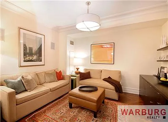 Sold by Warburg | media 12