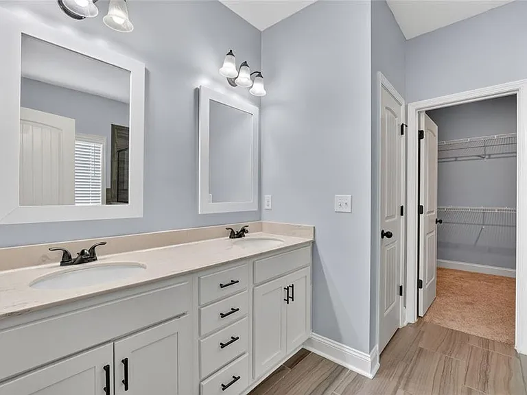 80 Whitley Ct — Photo 20