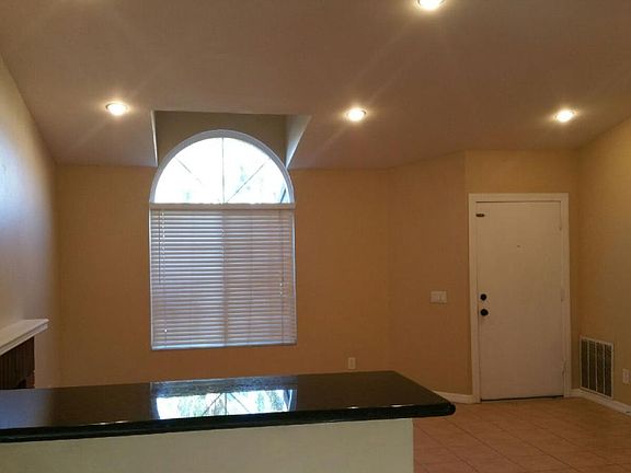 4th image of 24915 Northern Dancer Dr