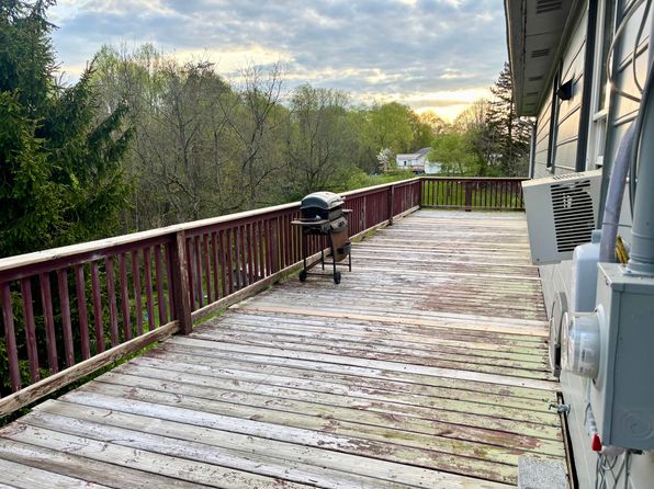 3060 Nettie Fenwick Rd, Fenwick, WV 26202