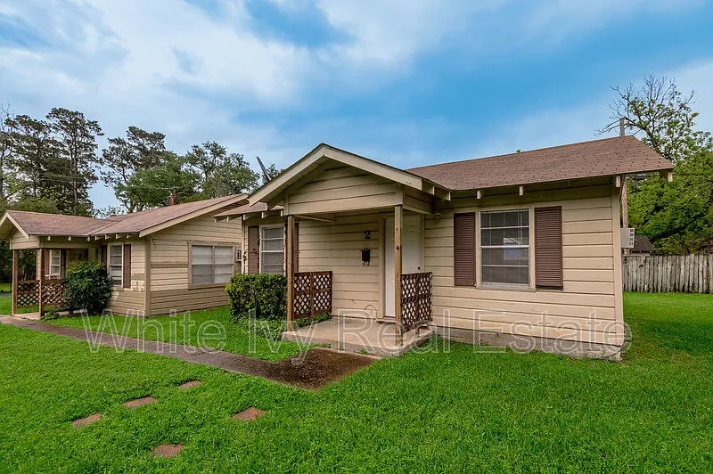 1 bed, 1.0 bath, 520 sqft, $799 — Photo 2