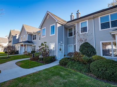 82 Leeward Court, Port Jefferson, NY, 11777