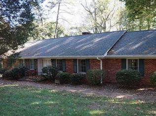 3350 Kirklees Rd, Winston Salem, NC 27104