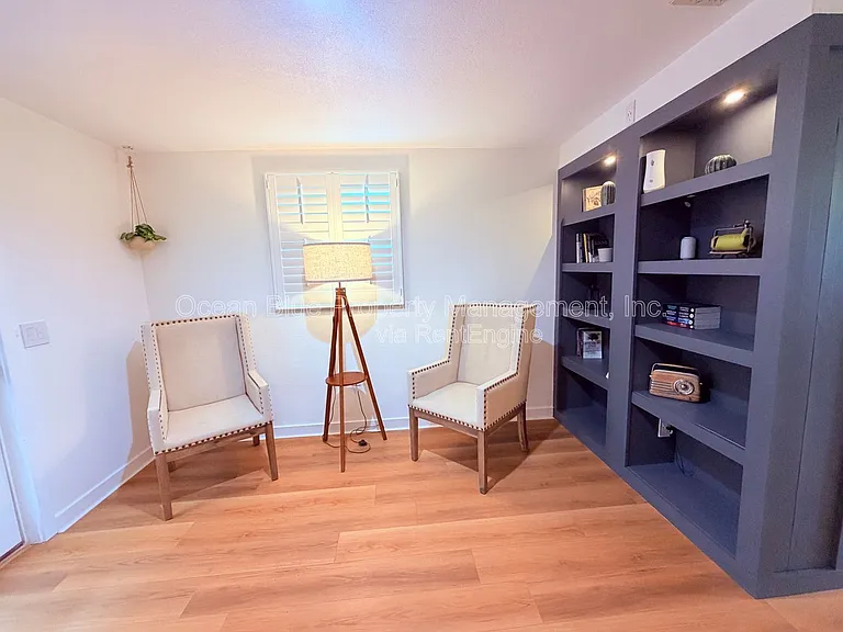 7006 N Duncan Ave #A — Photo 9