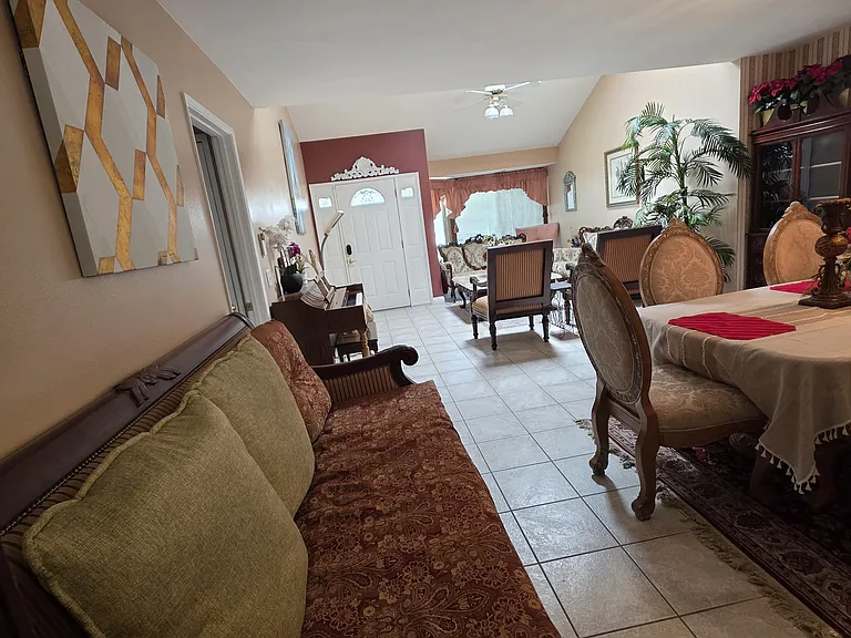 3154 Valaria Dr — Photo 7