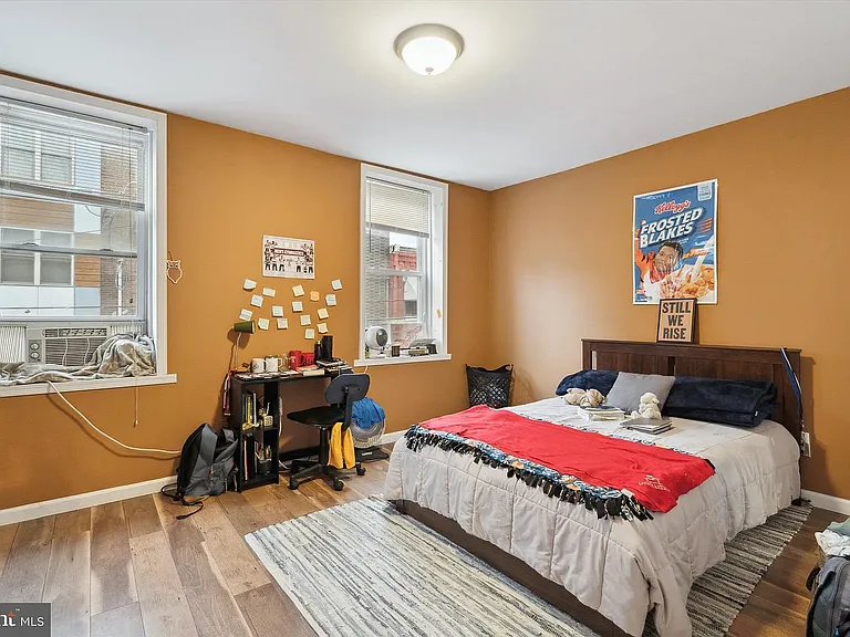 1612 Fontain St — Photo 12