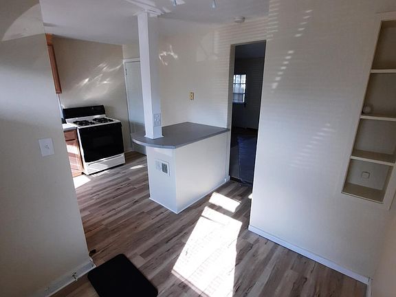 2nd image of 198 Millhurst Rd #198