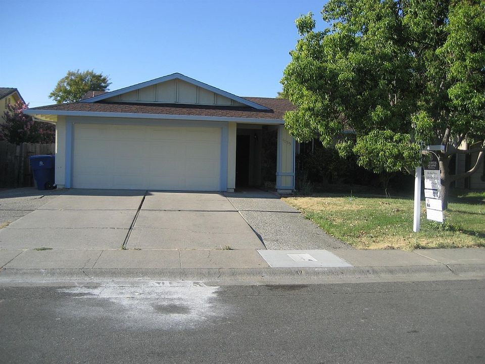 1st image of 4055 Deer Trail Way