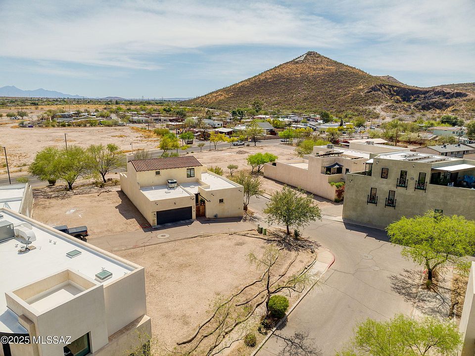 1st image of 905 W Calle De Los Higos #78