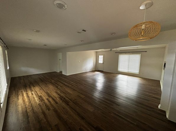 116 Gardenia Dr