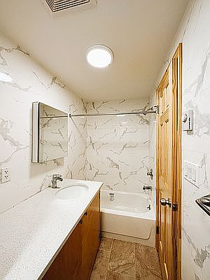 5th image of 137 E Houston St APT 5