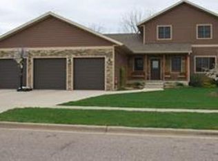 407 Chestnut St, Sauk City, WI 53583
