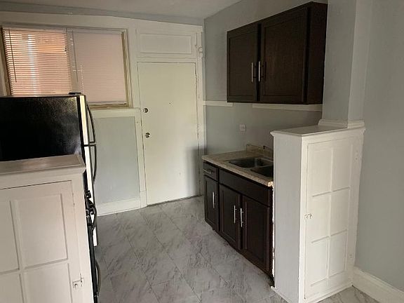 5th image of 6655 S Whipple St APT 1
