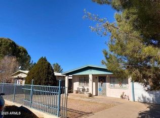 416 Palm Ave, Pirtleville, AZ 85626