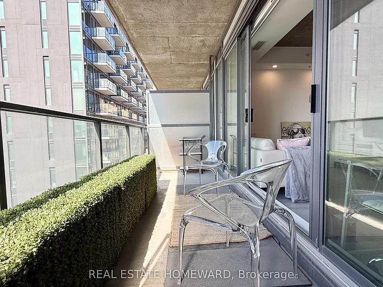 32 Camden St #706 — Photo 27