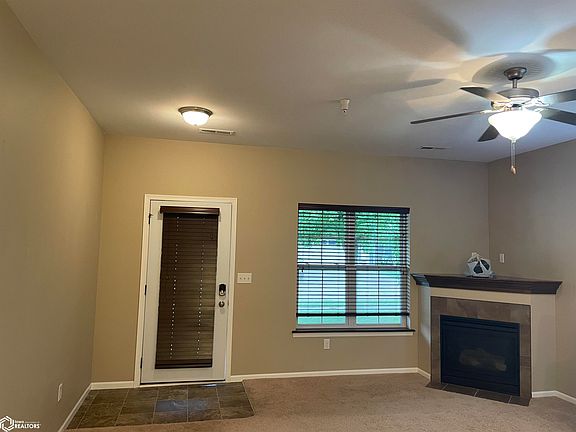 3rd image of 419 Cambria Dr