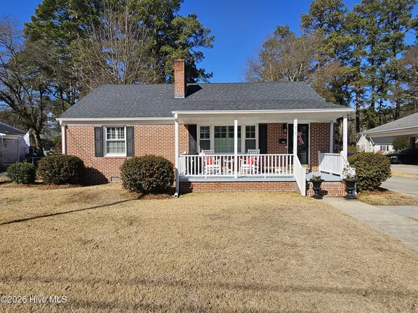 417 E Powell Street, Clinton, NC 28328